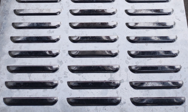 百葉孔鐵板沖孔板產(chǎn)品展示